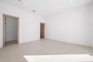 750 NE 69th St, Boca Raton, FL 33487 - Photo 41