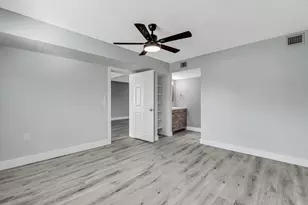 3507 Village Blvd, West Palm Beach, FL 33409 - Photo 17