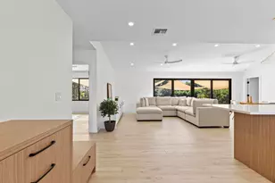 1510 Carandis Cir, West Palm Beach, FL 33406 - Photo 7