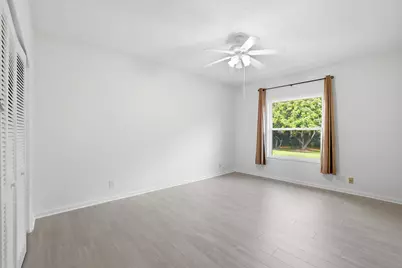 8785 Thousand Pines Circle, West Palm Beach, FL 33411 - Photo 25