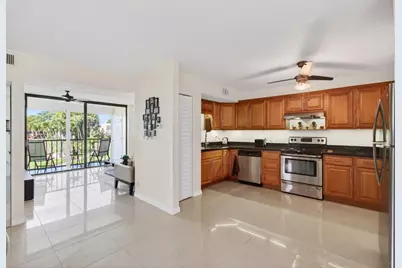 5130 Las Verdes Circle #207, Delray Beach, FL 33484 - Photo 7