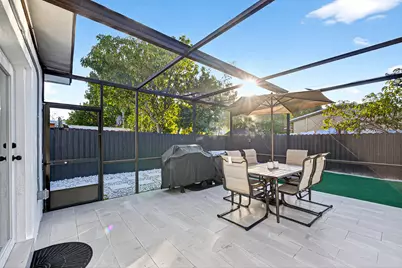 851 SW 67th Avenue, Pompano Beach, FL 33068 - Photo 29