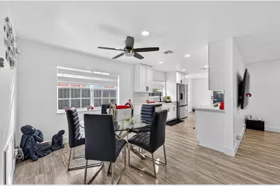 851 SW 67th Avenue, North Lauderdale, FL 33068 - Photo 7