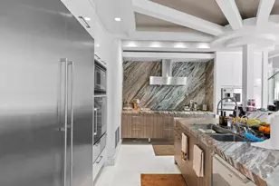 3917 S Le Jeune Rd, Miami, FL 33146 - Photo 55