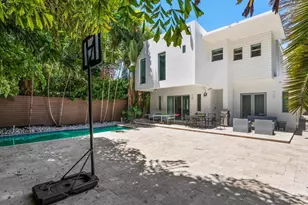 3917 S Le Jeune Rd, Miami, FL 33146 - Photo 11