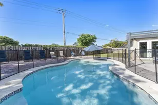 1289 Anhinga Dr, Wellington, FL 33414 - Photo 3