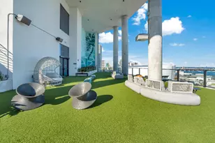 398 NE 5th St, Miami, FL 33132 - Photo 19