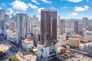 398 NE 5th St, Miami, FL 33132 - Photo 31