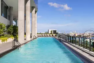 398 NE 5th St, Miami, FL 33132 - Photo 21