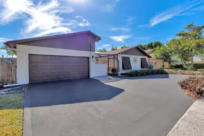 3880 NW 2nd Court, Deerfield Beach, FL 33442 - Photo 5