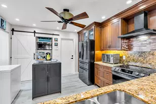 3880 NW 2nd Ct, Deerfield Beach, FL 33442 - Photo 17