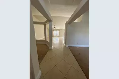 5704 NW Croton Avenue, Port Saint Lucie, FL 34986 - Photo 9