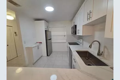 9187 Norte Lago #5e, Boca Raton, FL 33428 - Photo 3