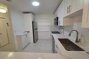 9187 Norte Lago, Boca Raton, FL 33428 - Photo 3