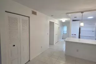 9187 Norte Lago, Boca Raton, FL 33428 - Photo 7