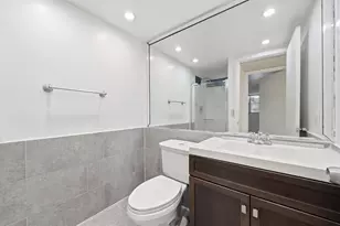 97 Saxony C, Delray Beach, FL 33446 - Photo 17