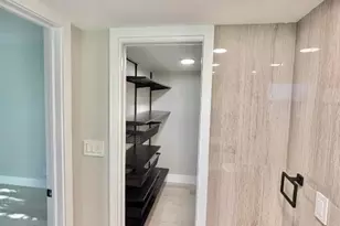 545 Oaks Ln, Pompano Beach, FL 33069 - Photo 13