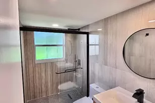 545 Oaks Ln, Pompano Beach, FL 33069 - Photo 19