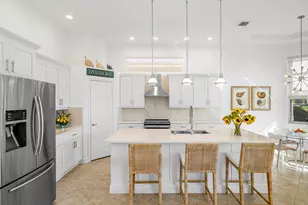 9666 Via Elegante, Wellington, FL 33411 - Photo 11