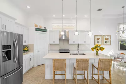 9666 Via Elegante, Wellington, FL 33411 - Photo 11
