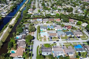 8209 SW 12th St, Pompano Beach, FL 33068 - Photo 73