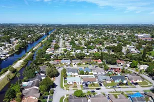 8209 SW 12th St, Pompano Beach, FL 33068 - Photo 75