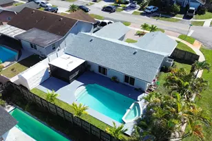 8209 SW 12th St, Pompano Beach, FL 33068 - Photo 43