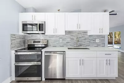 8209 SW 12th Street, North Lauderdale, FL 33068 - Photo 11