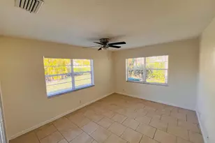 625 Oak St, Boynton Beach, FL 33435 - Photo 11