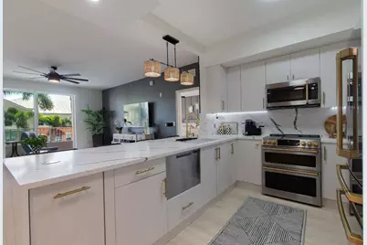 804 E Windward Way #307, Lantana, FL 33462 - Photo 3