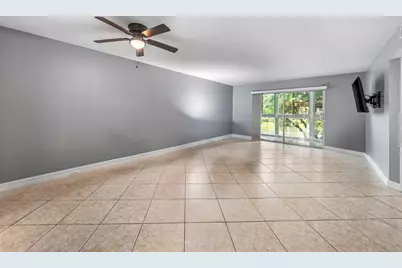 1705 Andros Isle #F2, Pompano Beach, FL 33066 - Photo 9