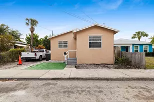 534 21st St, West Palm Beach, FL 33407 - Photo 1