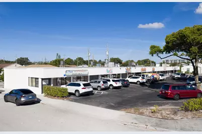 2101 N Dixie Highway #2101, Lake Worth Beach, FL 33460 - Photo 1