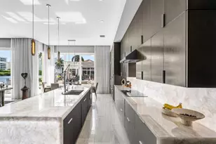 896 NE Mulberry Dr, Boca Raton, FL 33487 - Photo 17