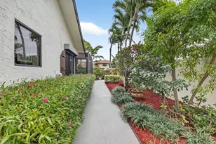 327 SW 29th Ave, Delray Beach, FL 33445 - Photo 5