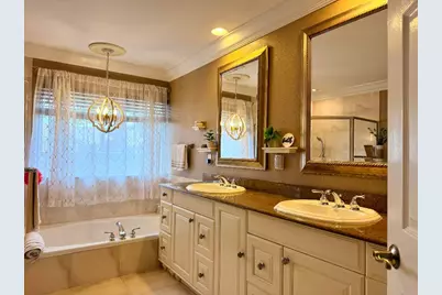 9669 Carousel Circle N, Boca Raton, FL 33434 - Photo 15