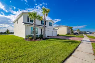 12686 NW Copper Creek Dr, Port Saint Lucie, FL 34987 - Photo 3