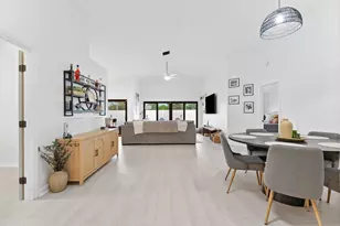 175 Executive Cir, Boynton Beach, FL 33436 - Photo 5