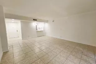 5220 Las Verdes Cir, Delray Beach, FL 33484 - Photo 5