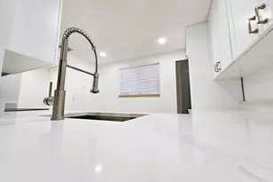 5220 Las Verdes Cir, Delray Beach, FL 33484 - Photo 3