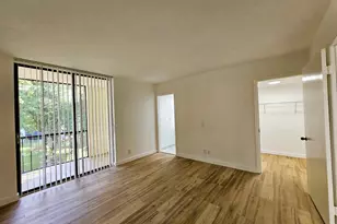 5220 Las Verdes Cir, Delray Beach, FL 33484 - Photo 9