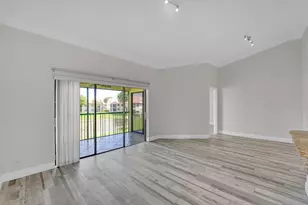 704 Freedom Ct, Deerfield Beach, FL 33442 - Photo 15