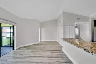 704 Freedom Ct, Deerfield Beach, FL 33442 - Photo 13