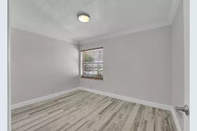 704 Freedom Court, Deerfield Beach, FL 33442 - Photo 7