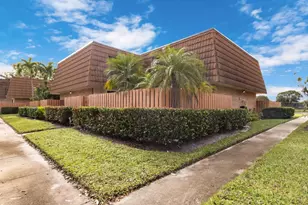 245 Charter Way, West Palm Beach, FL 33407 - Photo 1