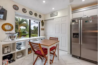 7689 Glendevon Lane #1807, Delray Beach, FL 33446 - Photo 5
