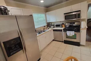 842 Selkirk St, West Palm Beach, FL 33405 - Photo 11