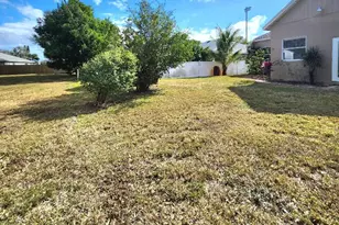 721 SW Swan Ave, Port Saint Lucie, FL 34983 - Photo 9