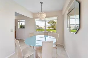 200 Dorset E, Boca Raton, FL 33434 - Photo 3