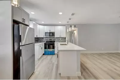 909 S Flanders S, Delray Beach, FL 33484 - Photo 7